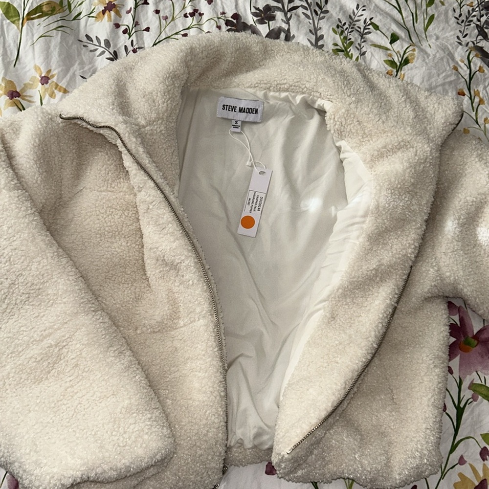 NWT! Steve Madden beige zip jacket.